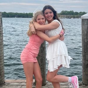 Meet your Posher, Mari